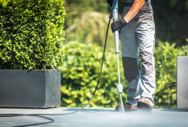 Best Playground Equipment Cleaning  in Riverside, CA